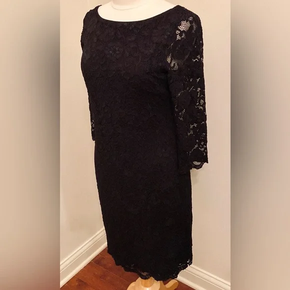 White House Black Market Black Lace Long Sleeve V Back Fitted Shift Dress Size M - Picture 5 of 13